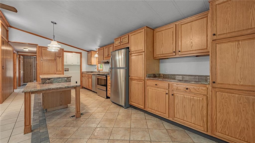 528 Starrett Road Ligonier, PA 15658 - Photo 9 of 25 Gallery Image 9