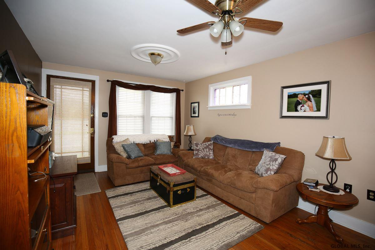 1415 Curry Road Rotterdam, NY 12306 - Photo 4 of 15 Photo 4