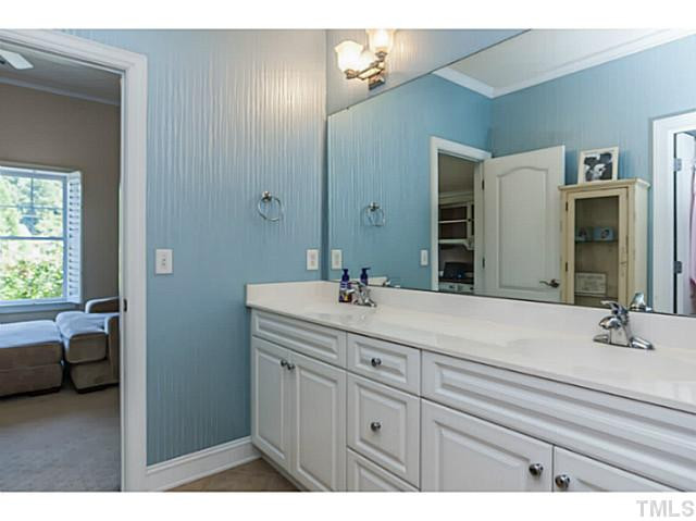 12201 Beestone Lane Raleigh, NC 27614 - Photo 15 of 24 Bathroom