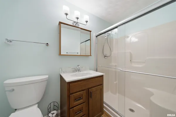 $450,000 | 1434 West Tiffany Drive, Peoria, IL 61614