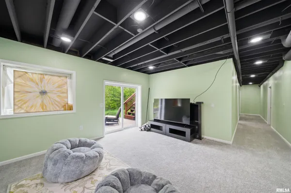 $450,000 | 1434 West Tiffany Drive, Peoria, IL 61614