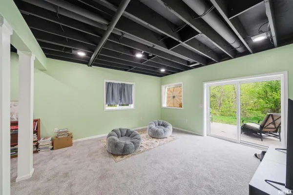 $450,000 | 1434 West Tiffany Drive, Peoria, IL 61614