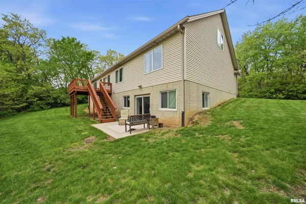 $450,000 | 1434 West Tiffany Drive, Peoria, IL 61614