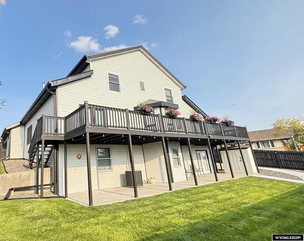 $580,000 | 262 Hillcrest Drive, Torrington, WY 82240