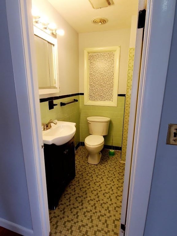 367 North Shore Road Revere, MA 02151 - Photo 14 of 20 Gallery Image 14
