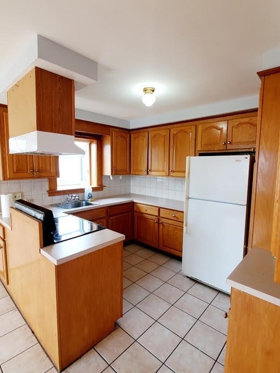 367 North Shore Road Revere, MA 02151 - Photo 6 of 20 Gallery Image 6