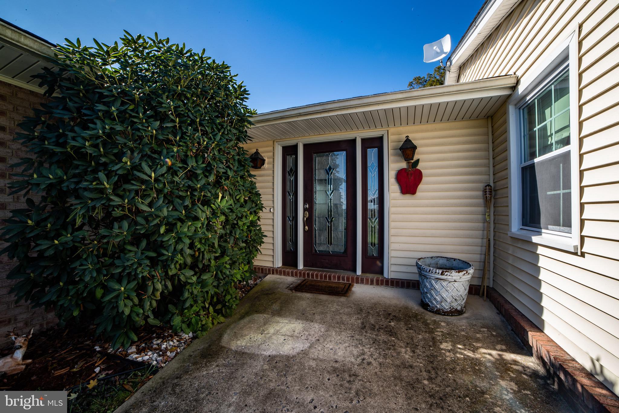 338 Clary Road Strasburg, VA 22657 - Photo 4 of 36 Gallery Image 4