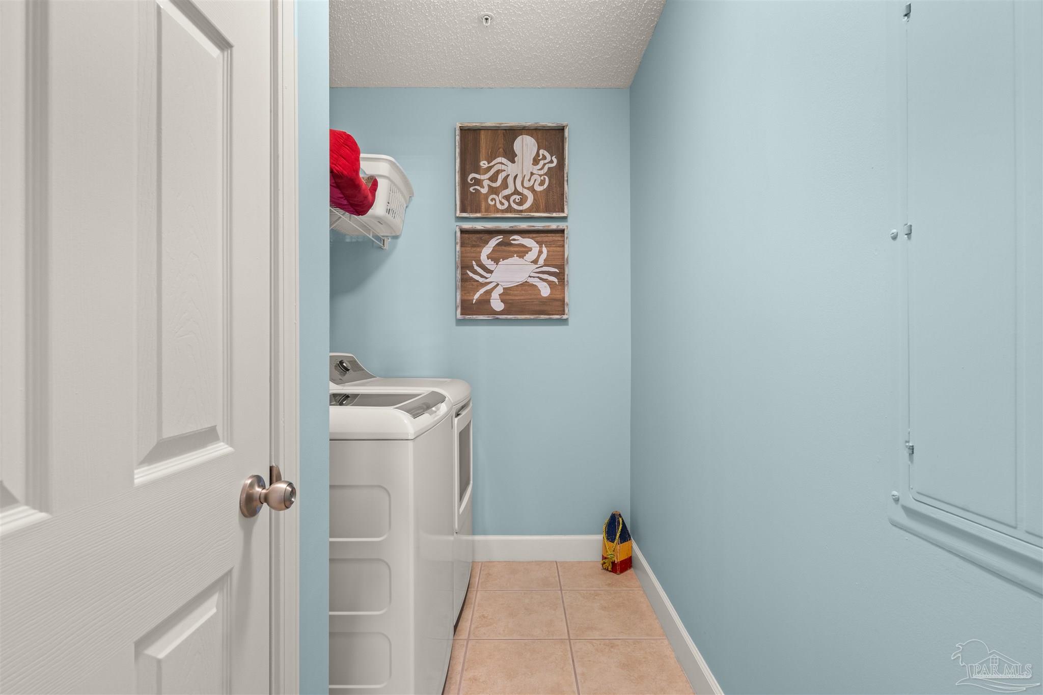 14511 Perdido Key Drive, Unit 508 Perdido Key, FL 32507 - Photo 37 of 59 a bathroom with a sink and a toilet