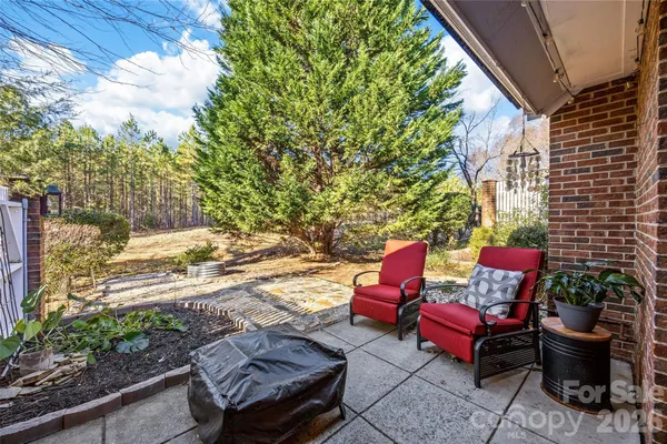 $295,000 | 806 Colony Oaks Drive, Unit B, Monroe, NC 28112