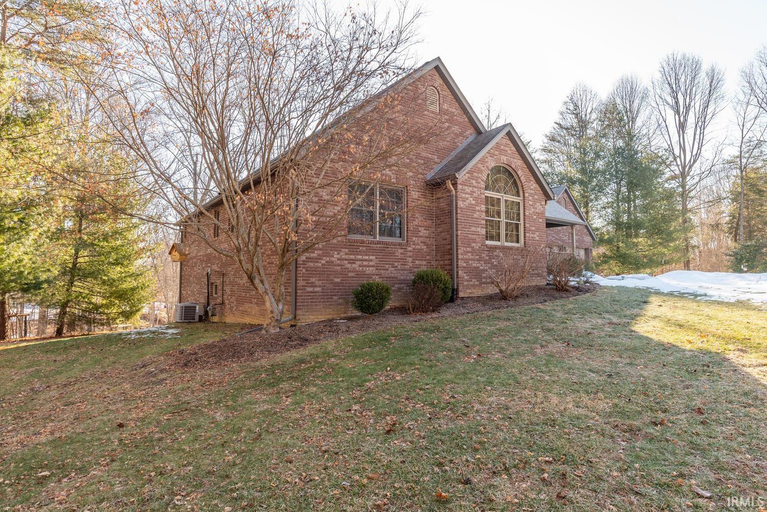 5611 Nathan Way Bloomington, IN 47408 - Photo 13 of 36