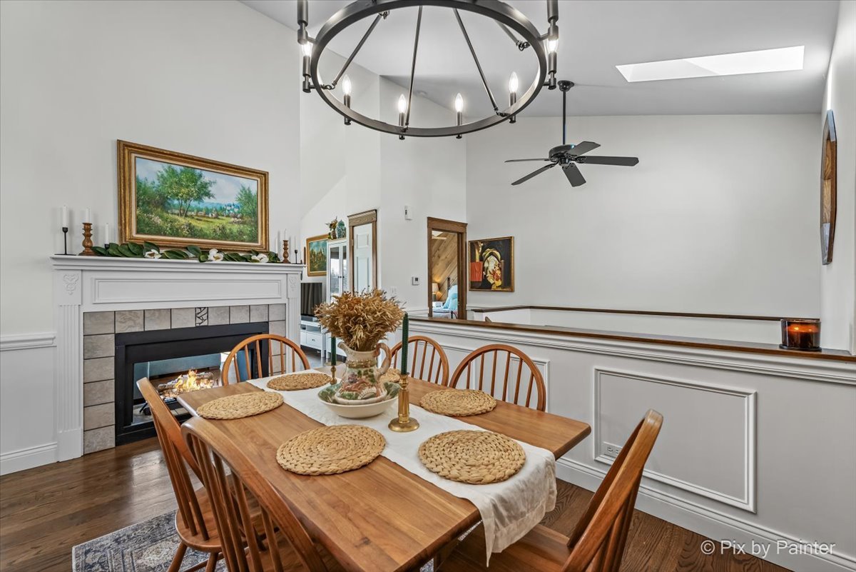 2977 Valley Forge Road Lisle, IL 60532 - Photo 3 of 56