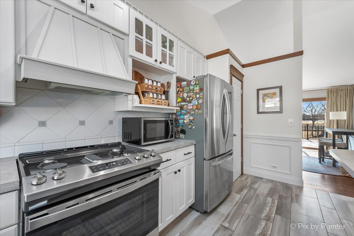 2977 Valley Forge Road Lisle, IL 60532 - Photo 8 of 56