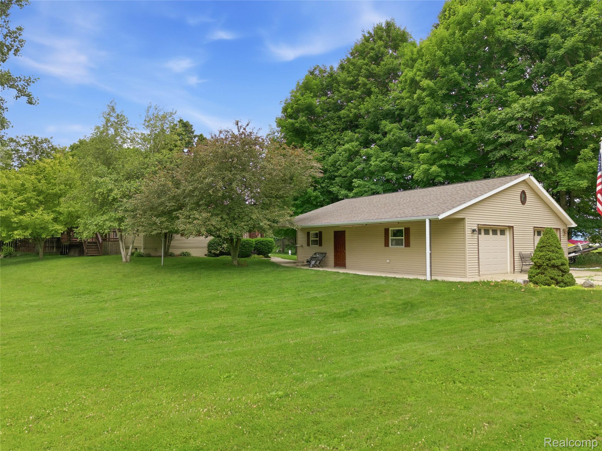 1995 Mitchell Lake Road Attica, MI 48412 - Photo 5 of 43 mitchell-4.jpg