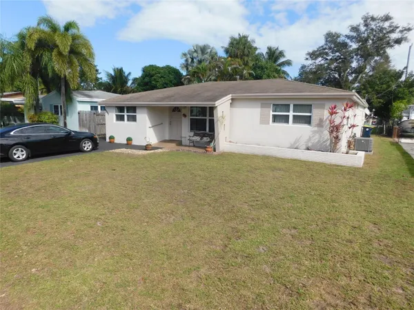 $579,000 | 4982 Southwest 29th Terrace, Dania Beach, FL 33312