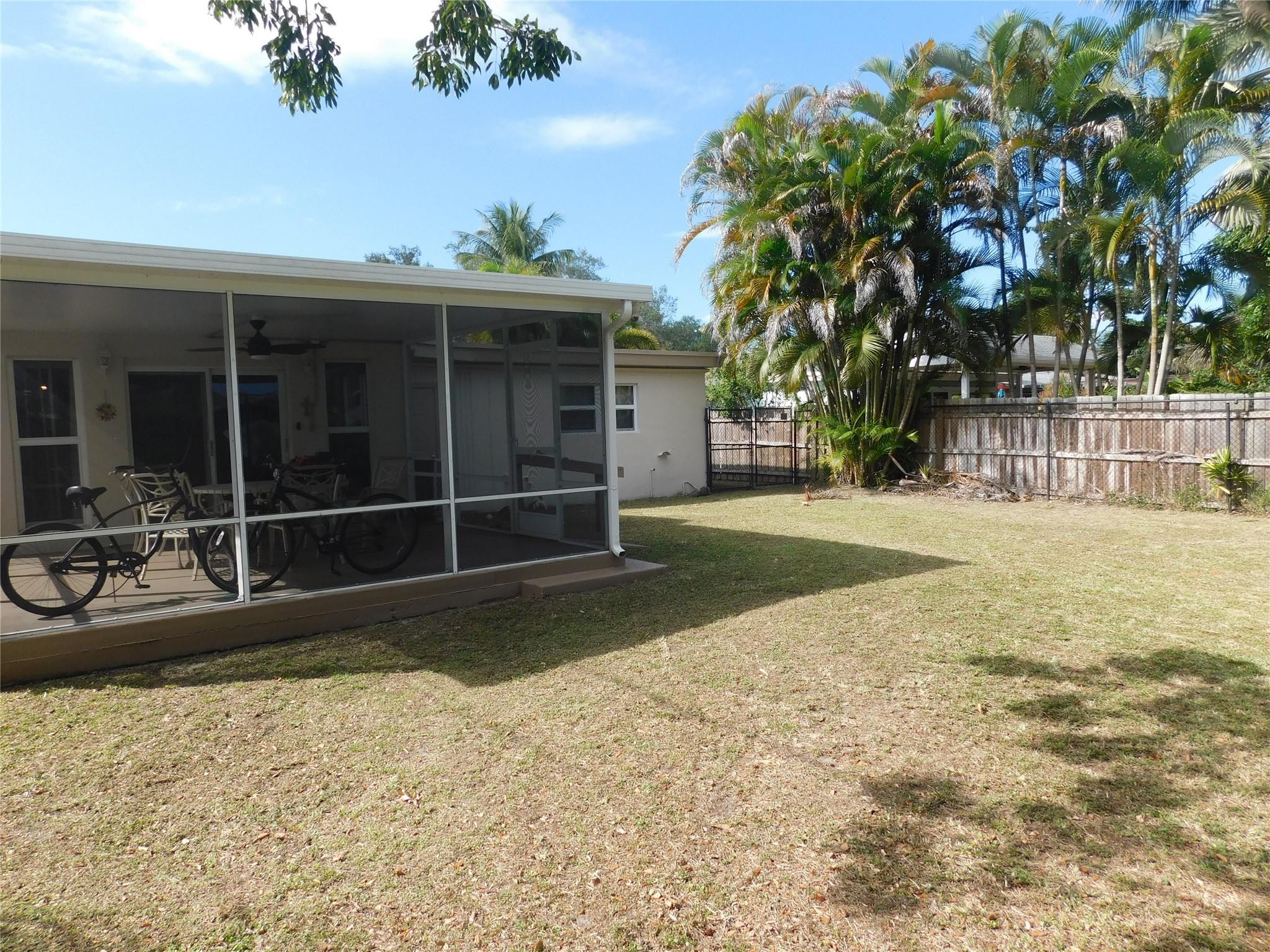 4982 Southwest 29th Terrace Dania Beach, FL 33312 - Photo 11 of 14 Photo 11