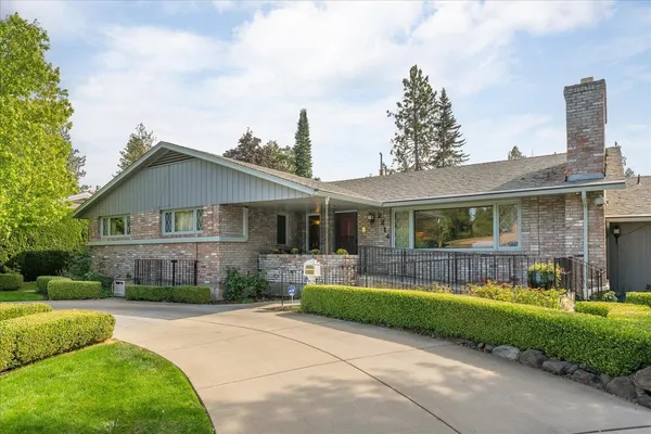 $675,000 | 2214 East 36th Avenue, Spokane, WA 99203