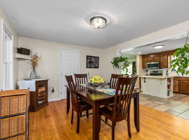 34 Cate Street Epping, NH 03042 - Photo 7 of 21