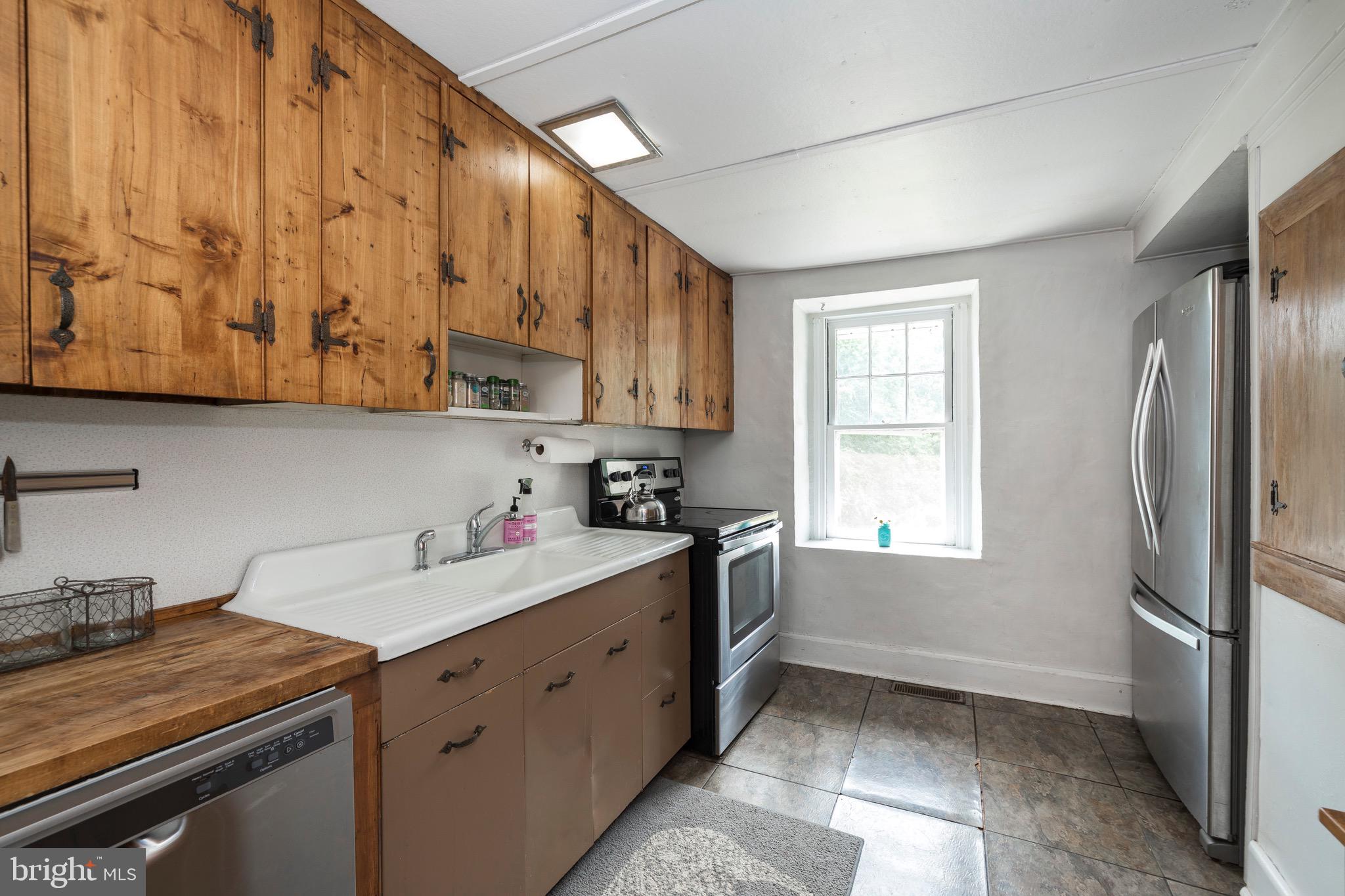 2980 Coventryville Road Pottstown, PA 19465 - Photo 11 of 54 Gallery Image 11