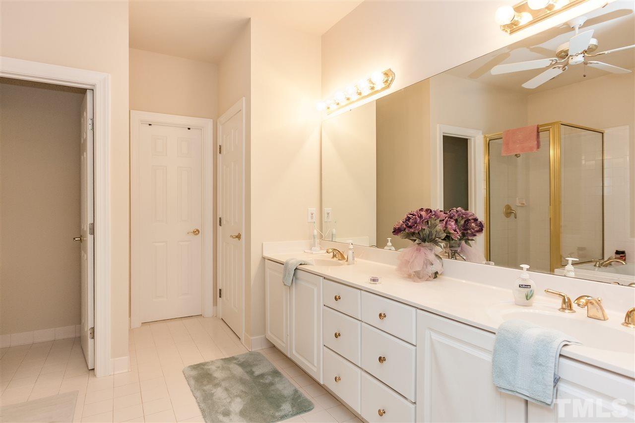 2301 Legacy Court Raleigh, NC 27615 - Photo 12 of 24