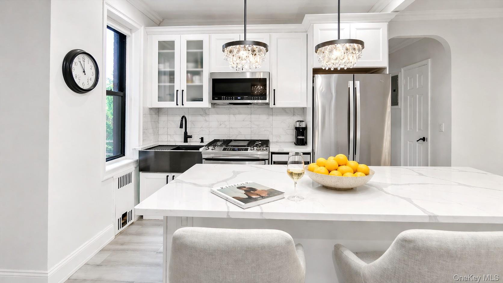 21 Barstow Road, Unit 5C Great Neck, NY 11021 - Photo 5 of 24