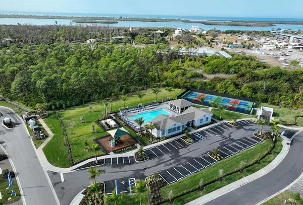 $4,800 | 8568 Shore Lake Drive, Englewood, FL 34224
