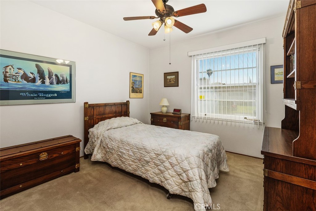 954 North Magnolia Avenue Rialto, CA 92376 - Photo 14 of 34