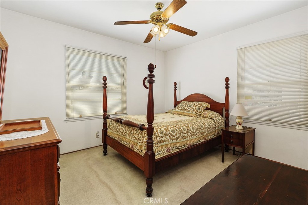 954 North Magnolia Avenue Rialto, CA 92376 - Photo 15 of 34