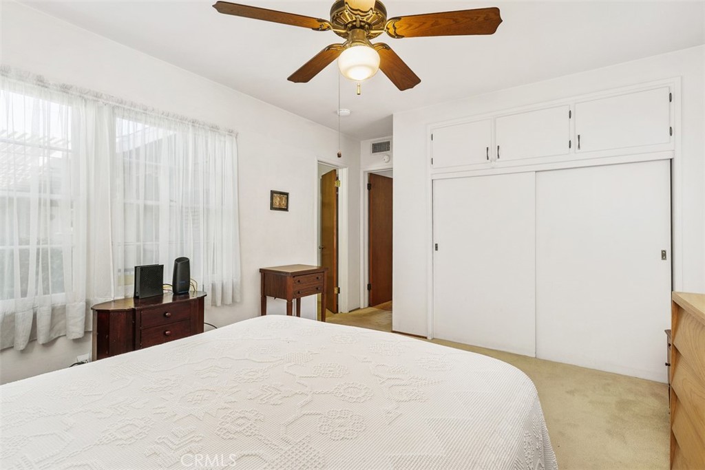 954 North Magnolia Avenue Rialto, CA 92376 - Photo 19 of 34