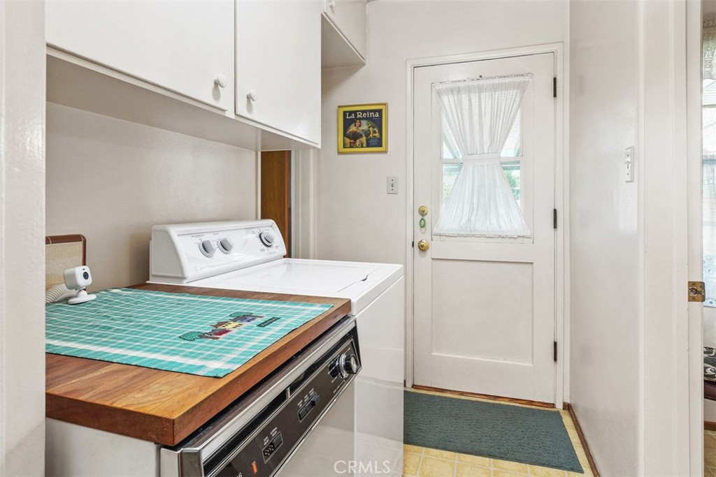 954 North Magnolia Avenue Rialto, CA 92376 - Photo 22 of 34