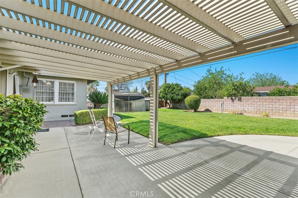 954 North Magnolia Avenue Rialto, CA 92376 - Photo 29 of 34