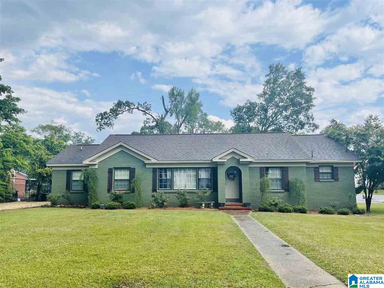 907 5th Avenue Clanton, AL 35045 - Photo 1 of 1