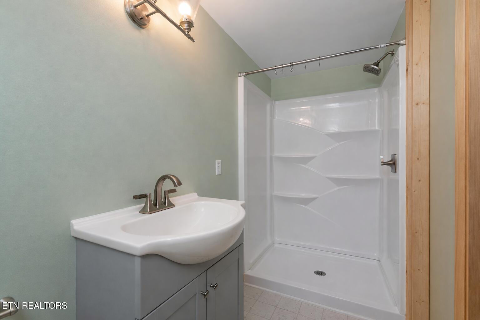 460 Sassafras Way Cosby, TN 37722 - Photo 13 of 16 16