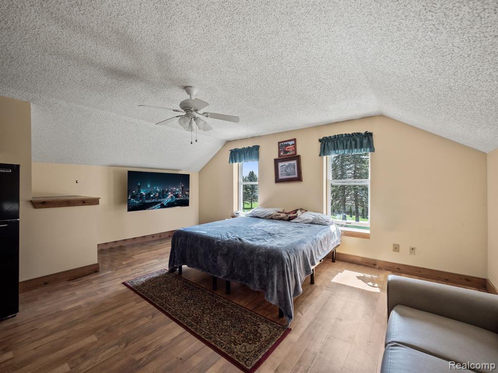 1652 Weaver Road Milford, MI 48381 - Photo 27 of 46