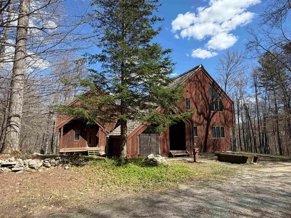 $599,000 | 583 Hawk Spur Road, Plymouth, VT 05056