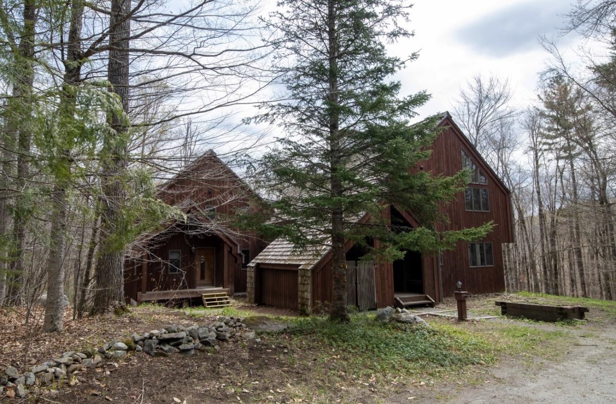 583 Hawk Spur Road Plymouth, VT 05056 - Photo 2 of 52