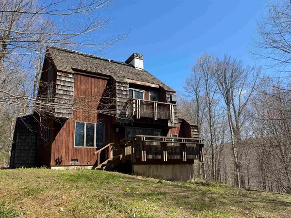 $599,000 | 583 Hawk Spur Road, Plymouth, VT 05056