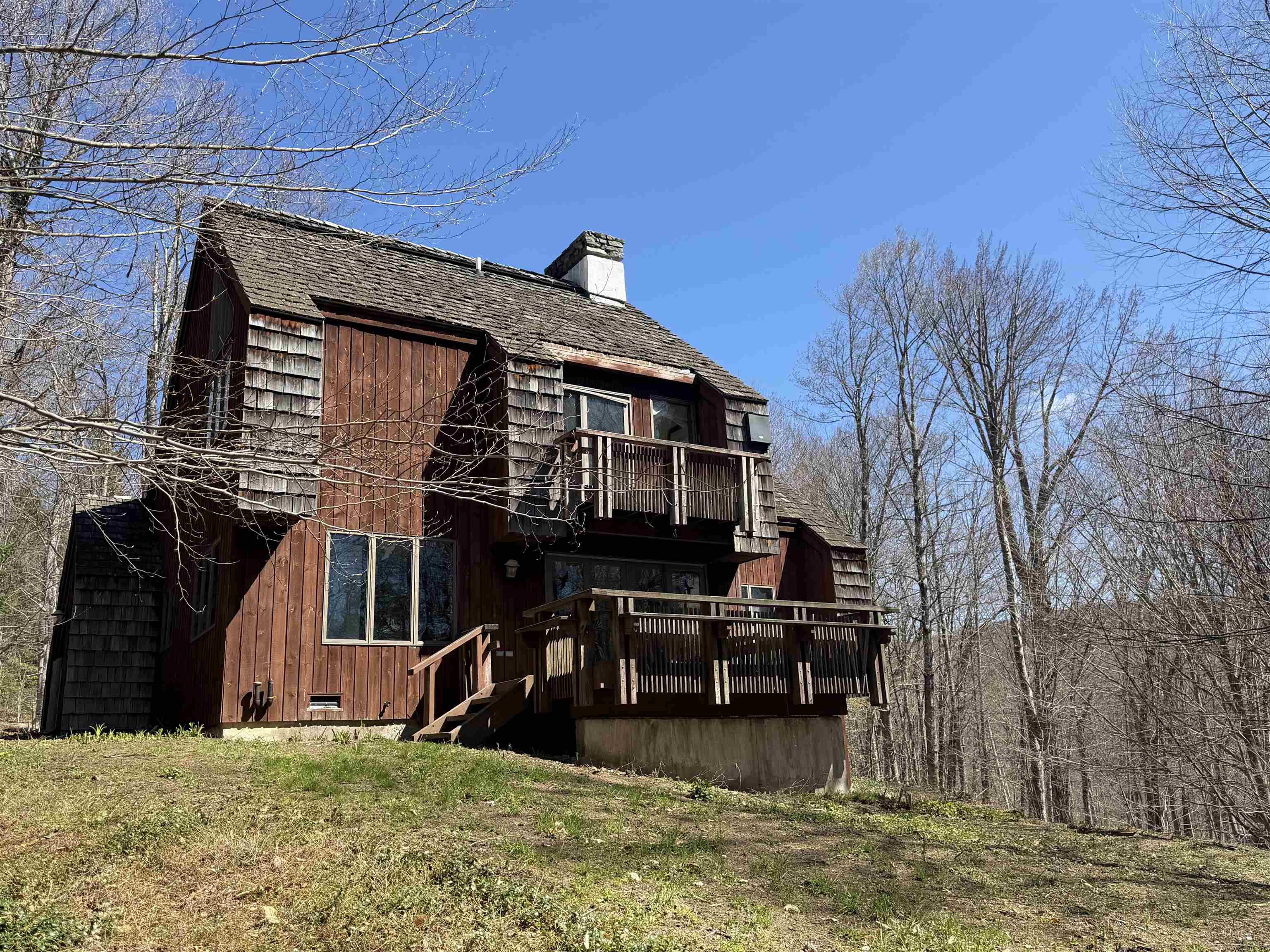 583 Hawk Spur Road Plymouth, VT 05056 - Photo 3 of 38