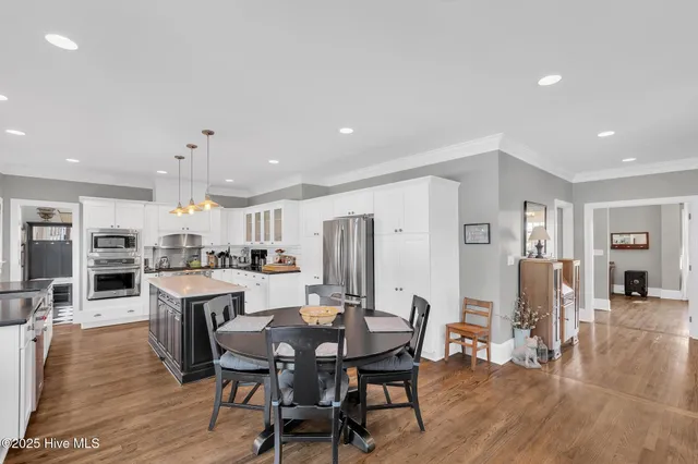 $799,000 | 406 Carmen Avenue, Jacksonville, NC 28540