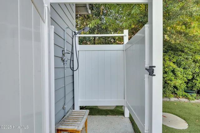 $799,000 | 406 Carmen Avenue, Jacksonville, NC 28540