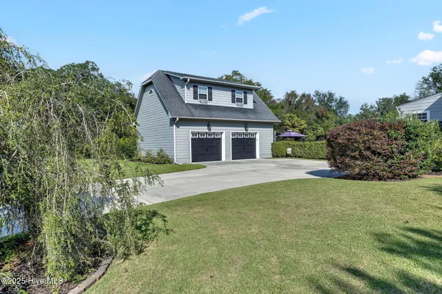 $799,000 | 406 Carmen Avenue, Jacksonville, NC 28540