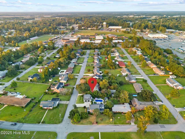 $799,000 | 406 Carmen Avenue, Jacksonville, NC 28540