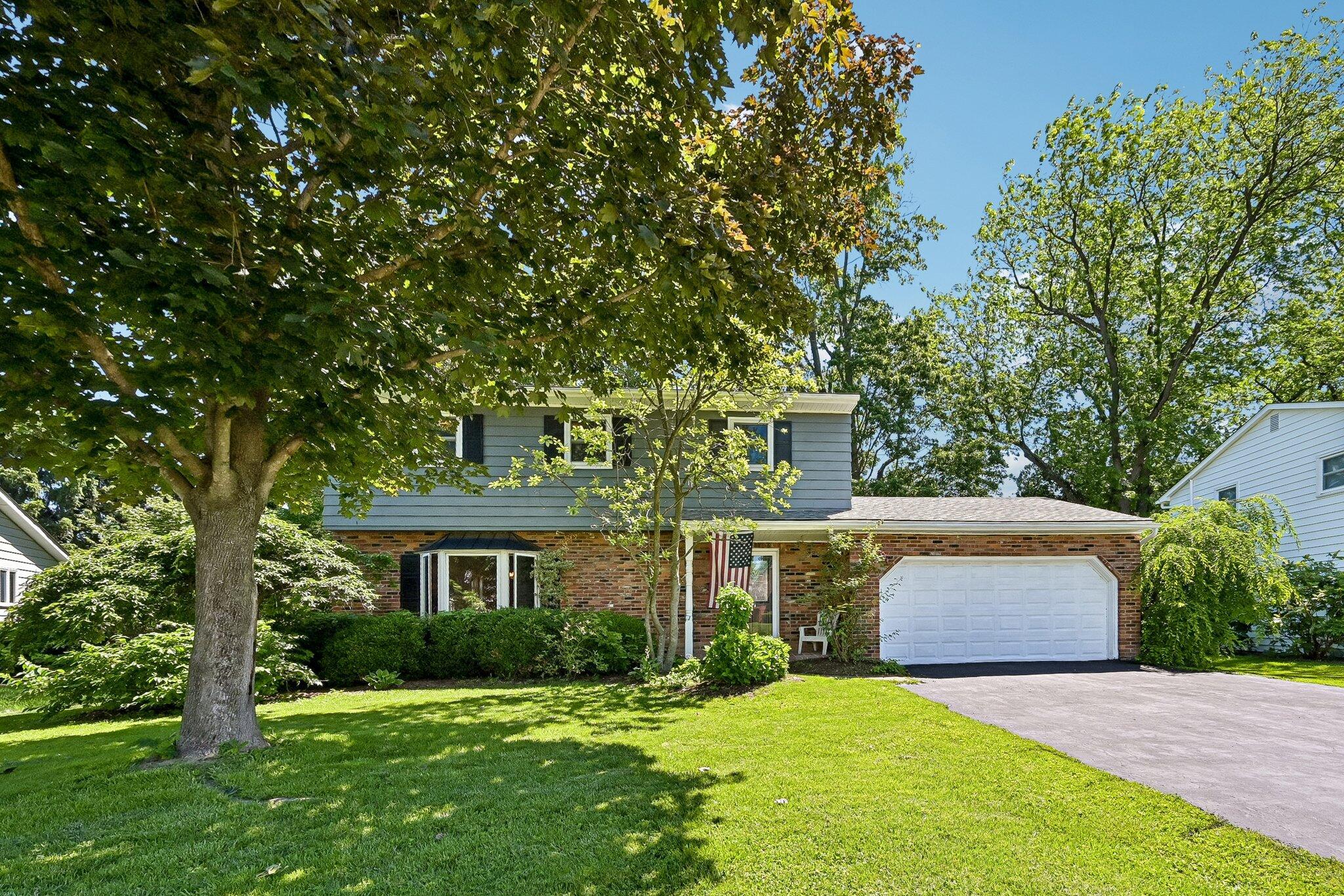 188 Storington Road Westerville, OH 43081 - Photo 3 of 49