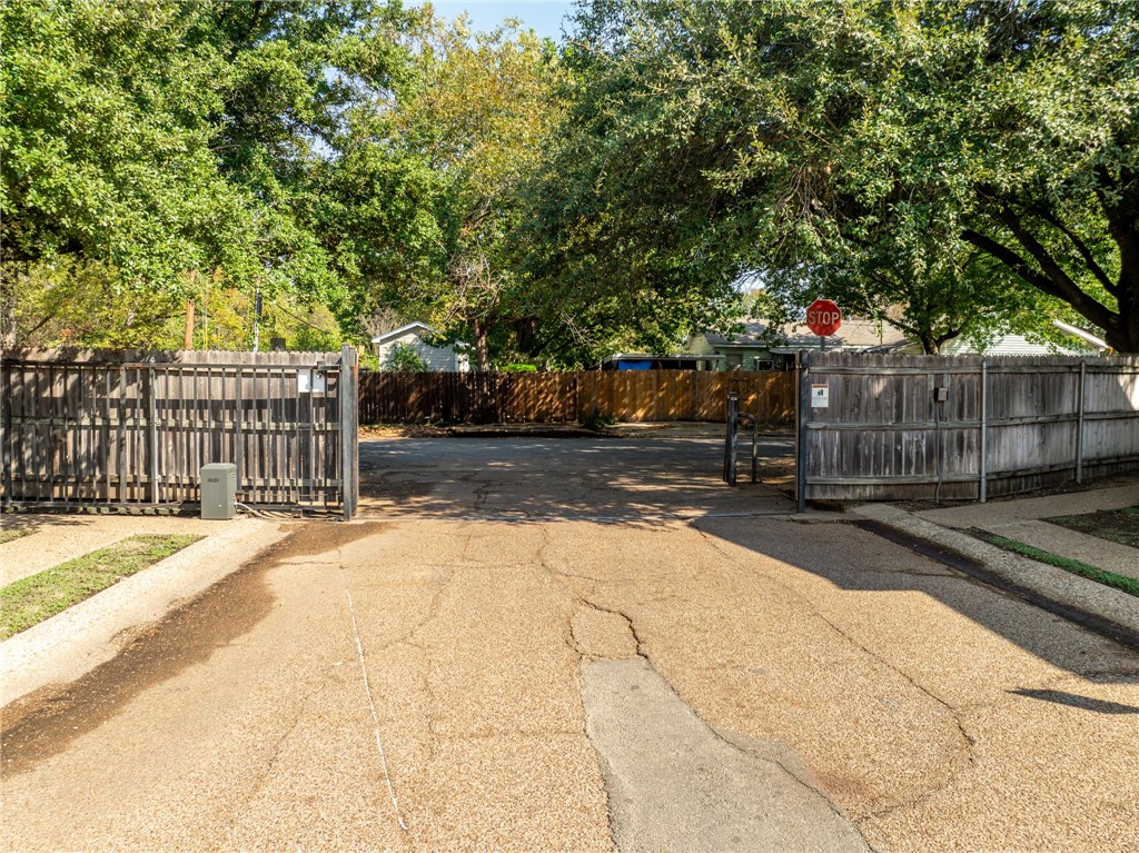 3809 Kimberly Drive Waco, TX 76708 - Photo 30 of 32