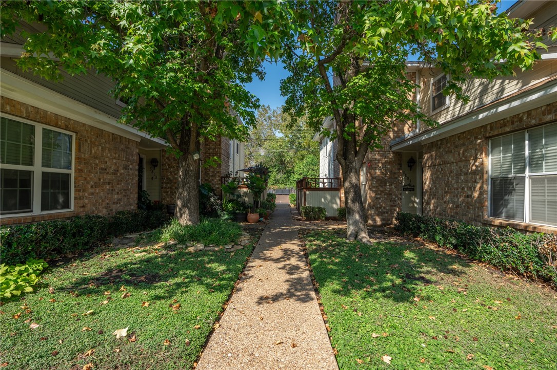 3809 Kimberly Drive Waco, TX 76708 - Photo 4 of 32