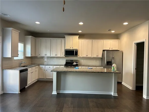 $2,600 | 205 Ridge Valley Drive, Woodstock, GA 30189