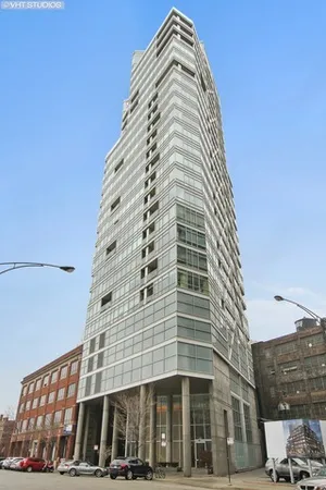 $2,900 | 510 West Erie Street, Unit 1007, Chicago, IL 60654