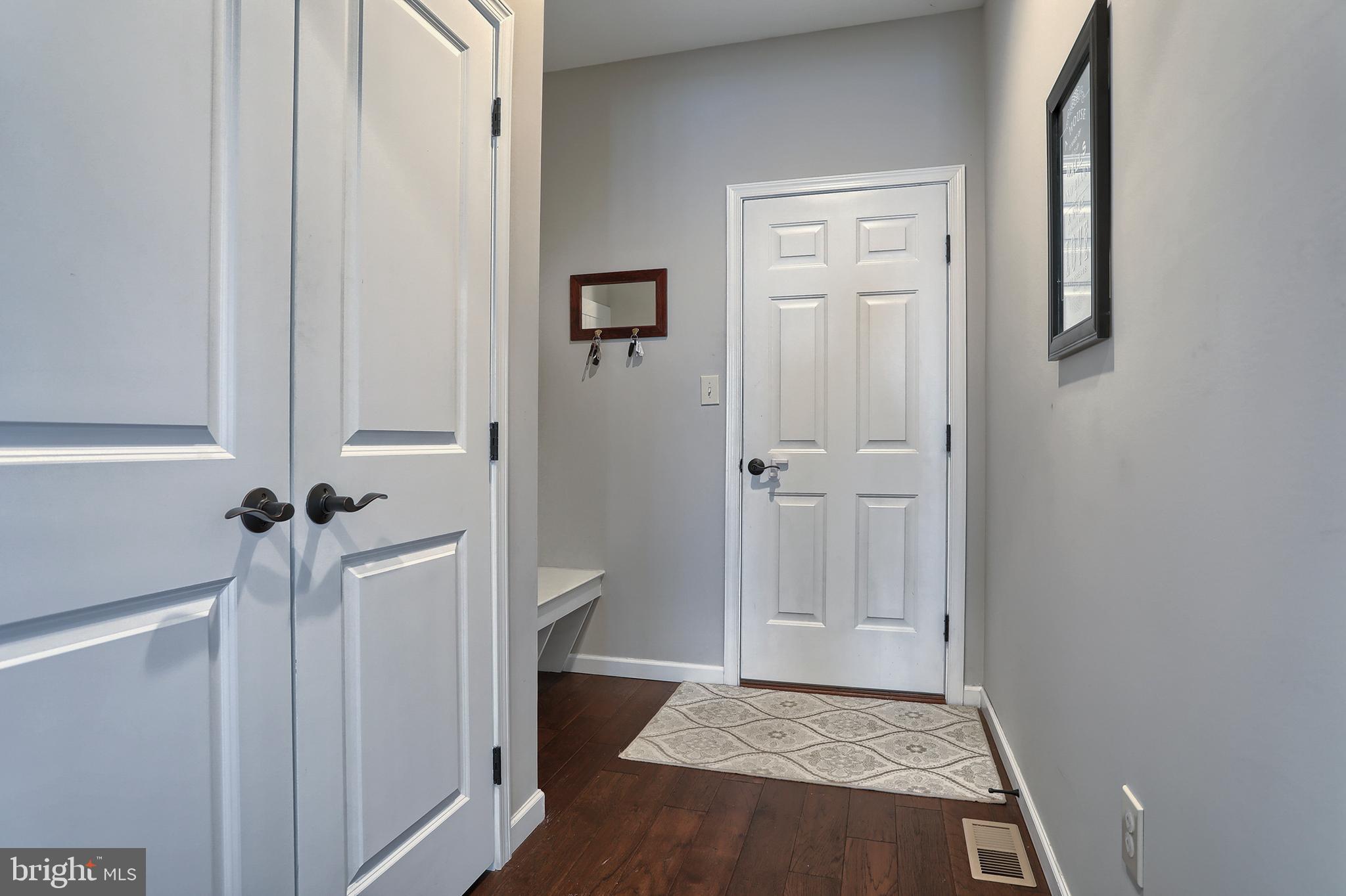 1635 Buckingham Road Harrisburg, PA 17111 - Photo 11 of 47