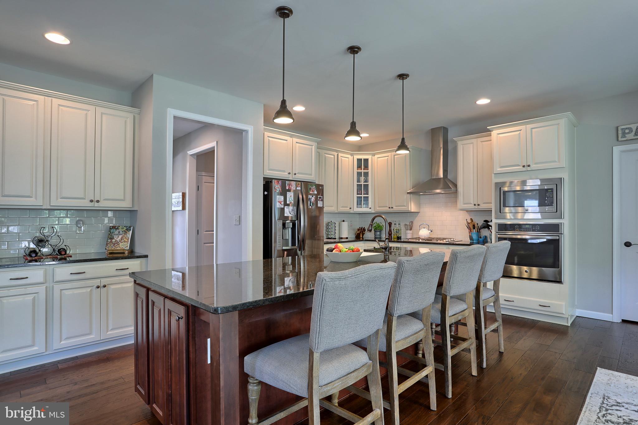 1635 Buckingham Road Harrisburg, PA 17111 - Photo 18 of 47