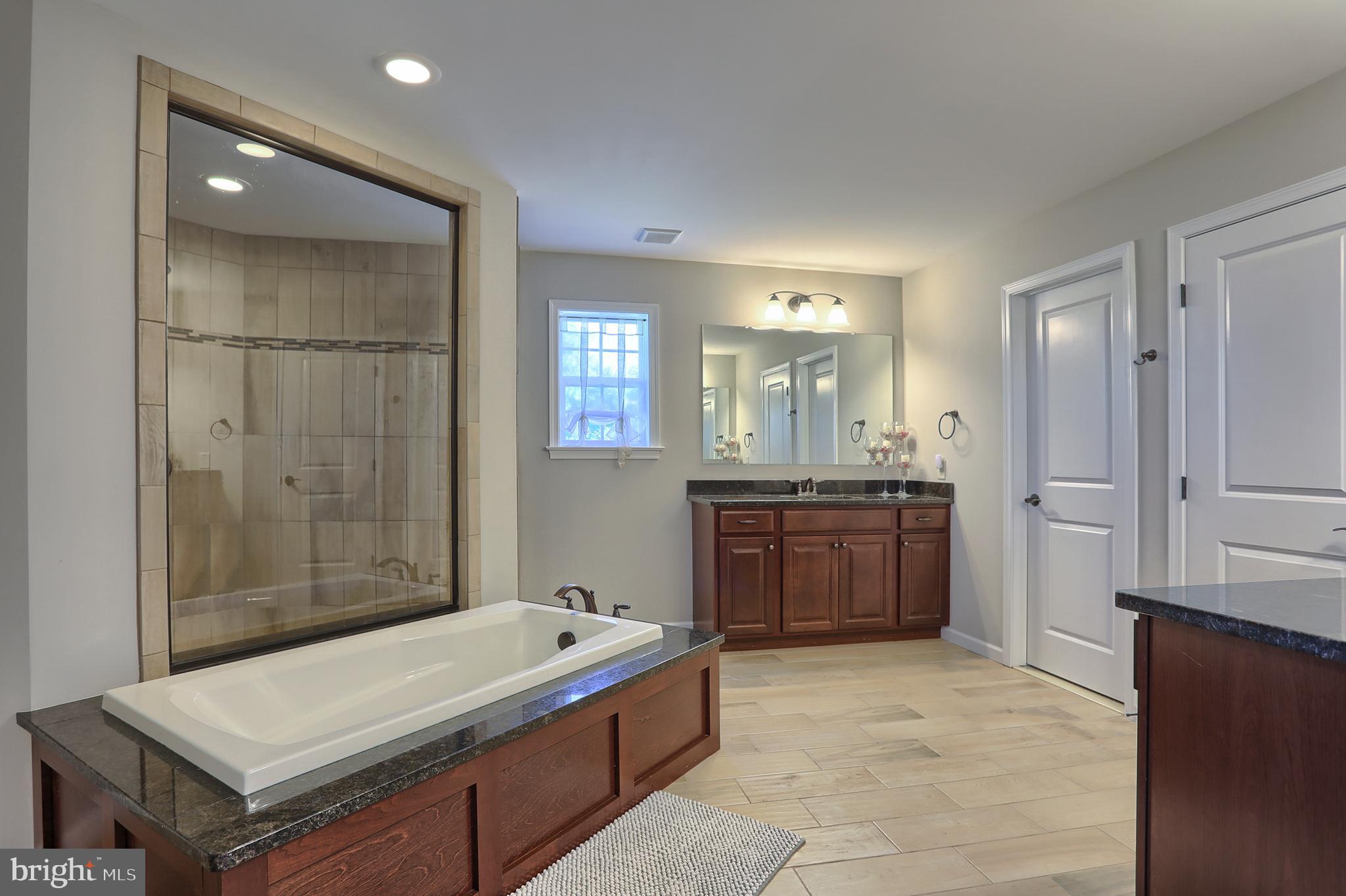 1635 Buckingham Road Harrisburg, PA 17111 - Photo 29 of 47