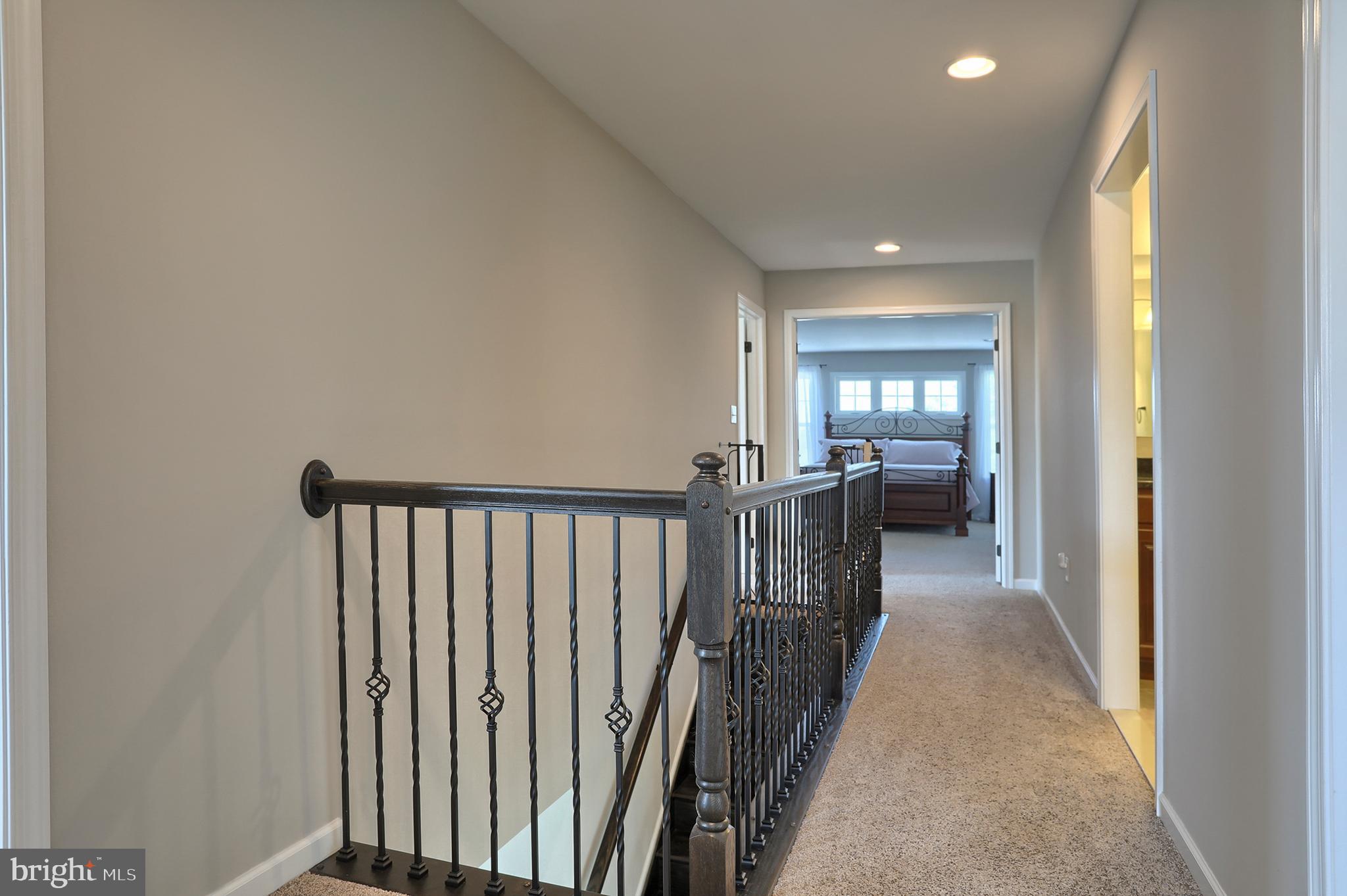 1635 Buckingham Road Harrisburg, PA 17111 - Photo 35 of 47